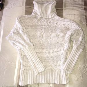 Knitted turtle neck sweater